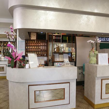 Hotel Marselli Ріміні Екстер'єр фото