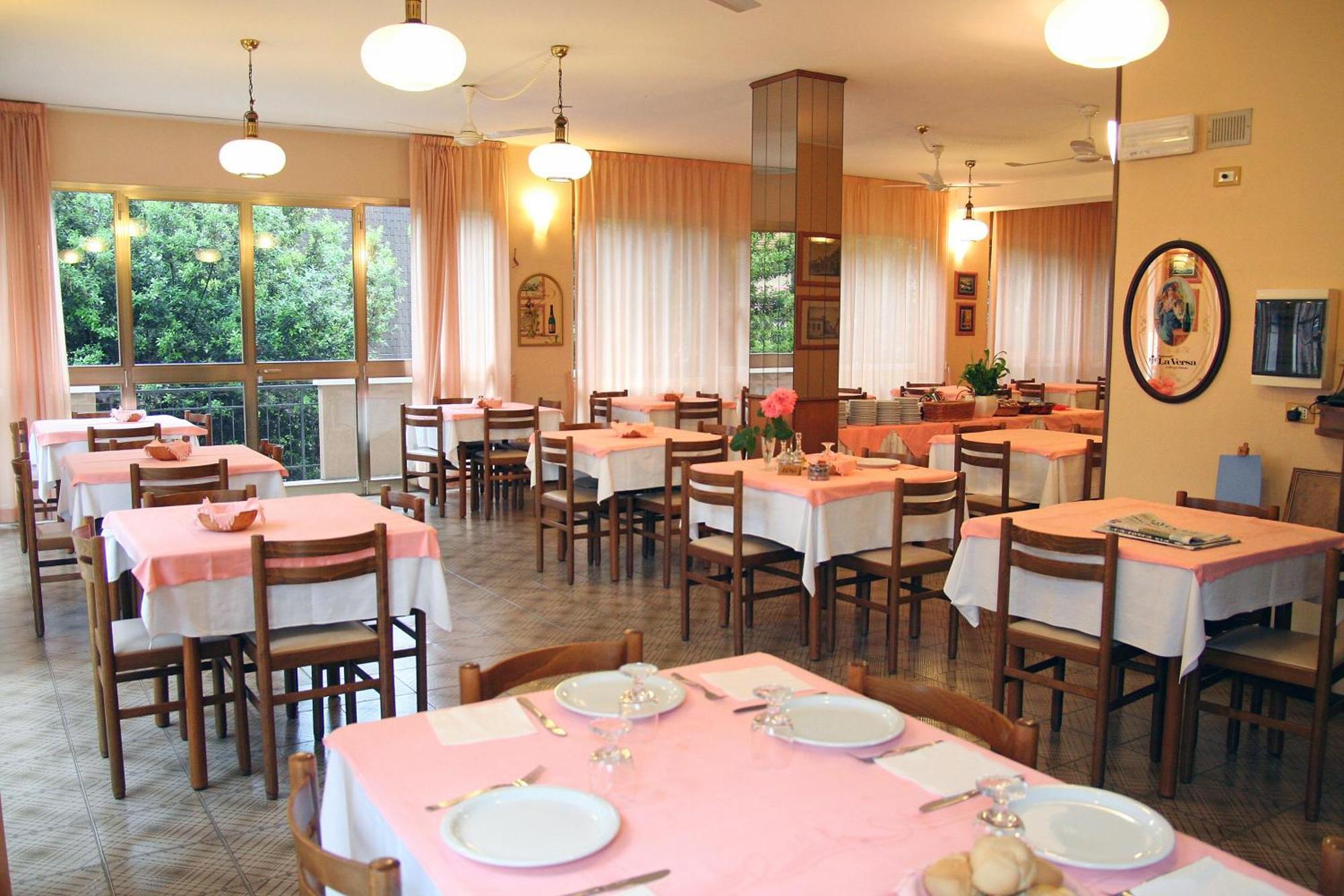 Hotel Marselli Ріміні Екстер'єр фото
