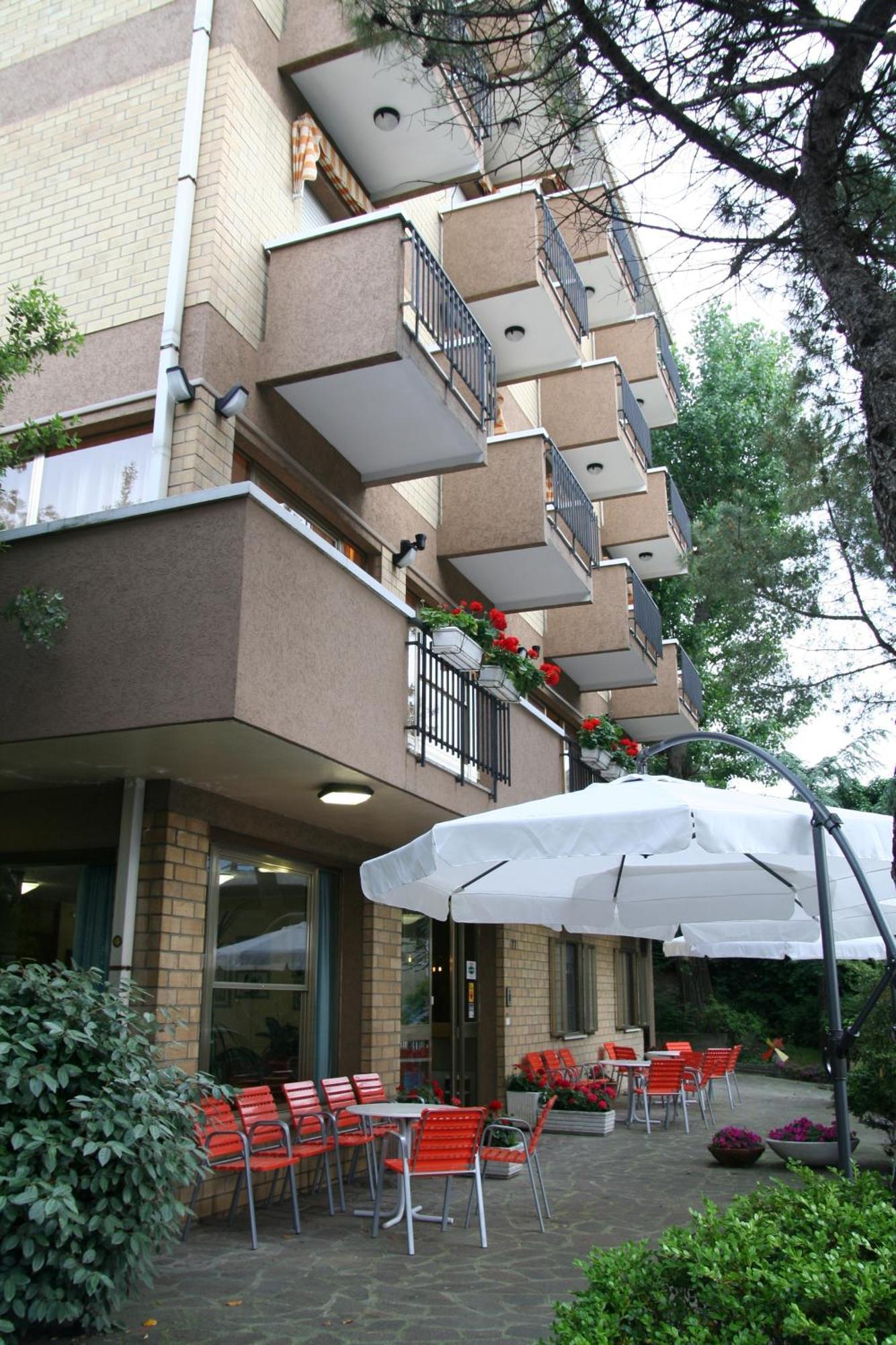 Hotel Marselli Ріміні Екстер'єр фото