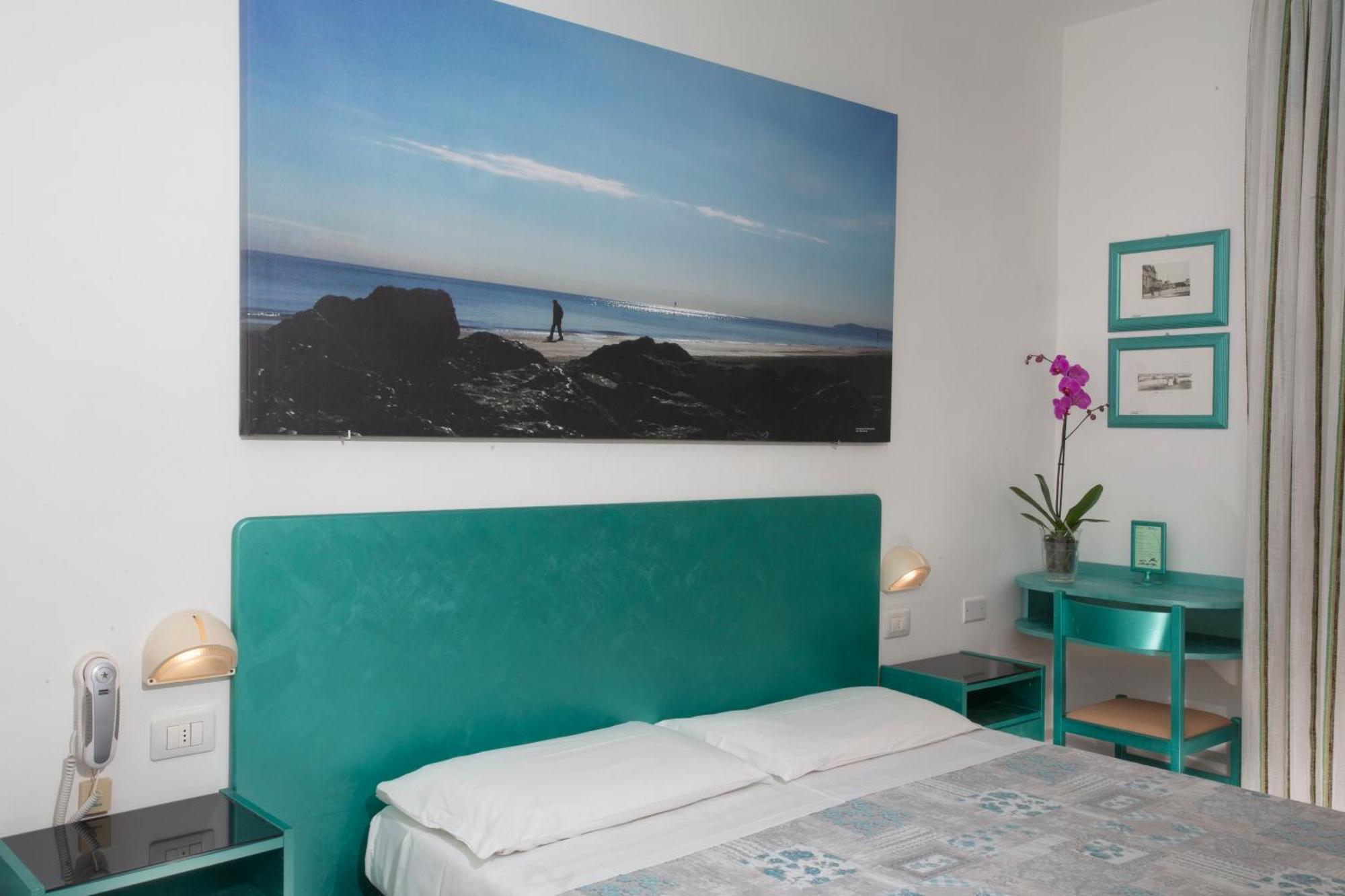 Hotel Marselli Ріміні Екстер'єр фото