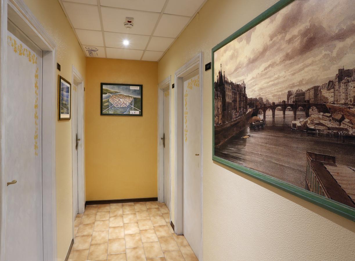 Hotel Marselli Ріміні Екстер'єр фото